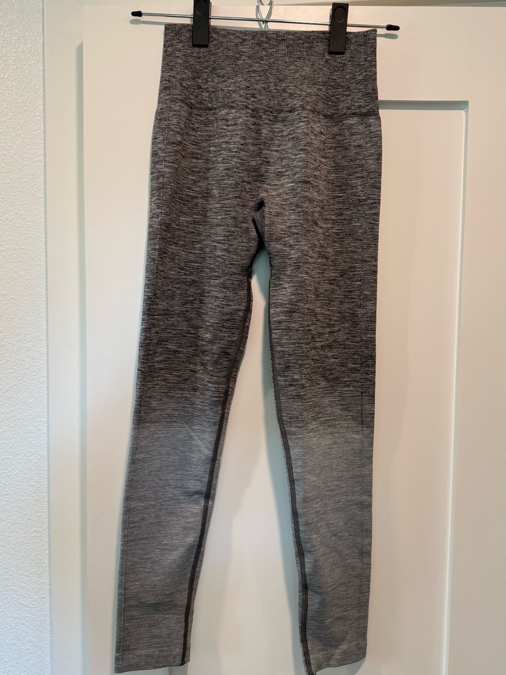 Lululemon Gray Ombré High-Rise Leggings Size 6